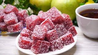 Берем 300 грамм любых ягод, Подойдут замороженные и получаем целую гору конфет