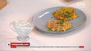Руслан Сенічкін готує овочеві вафлі
